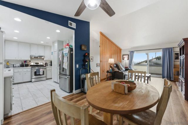 1620 Madrone Gln, Escondido, CA 92027