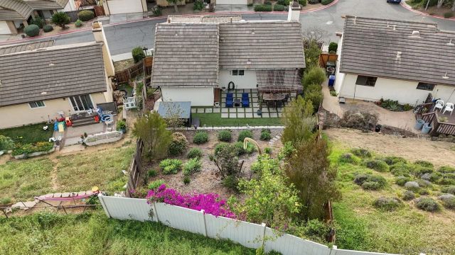 1620 Madrone Gln, Escondido, CA 92027