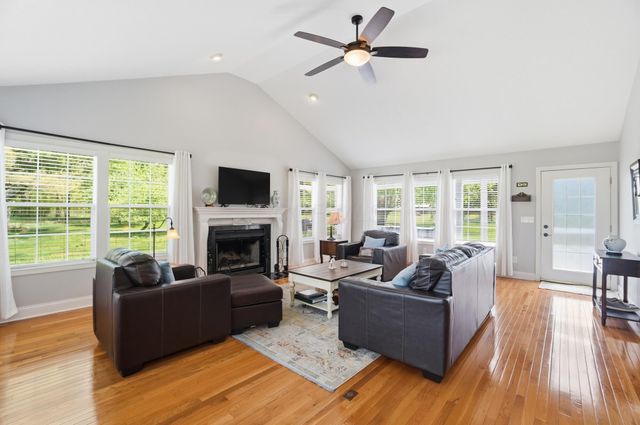 4490 North Street, Granville, OH 43023