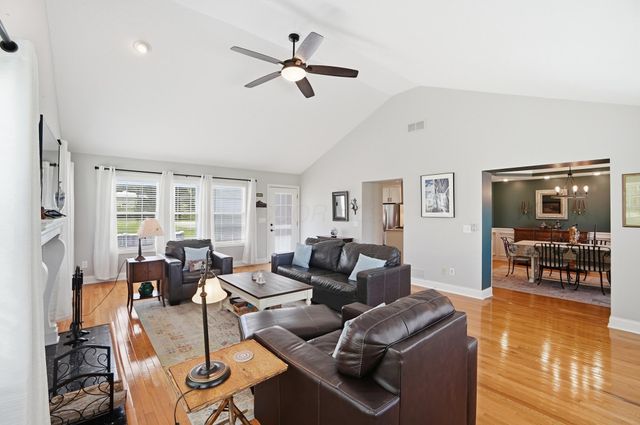 4490 North Street, Granville, OH 43023