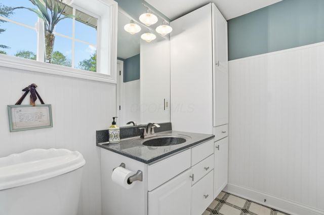 4490 North Street, Granville, OH 43023