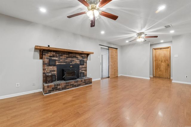 6031 Gribble Road, Jacksonville, AR 72076