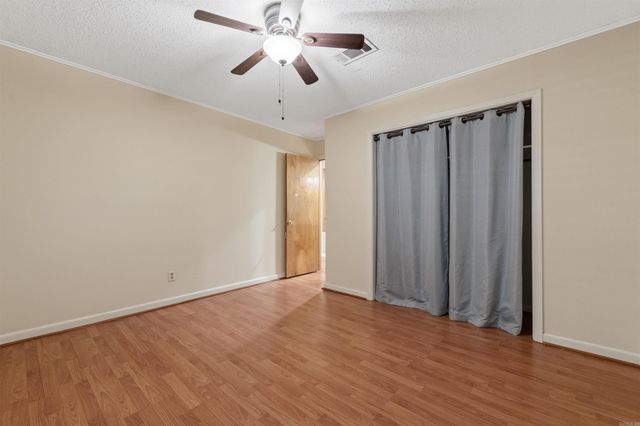 6031 Gribble Road, Jacksonville, AR 72076