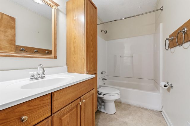 6031 Gribble Road, Jacksonville, AR 72076