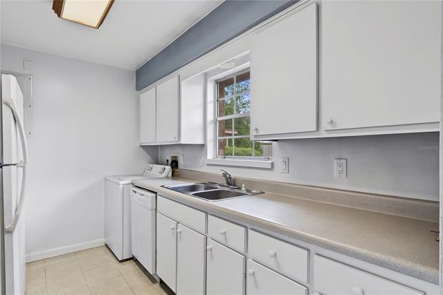 330 E EVERGREEN AVENUE, Longwood, FL 32750
