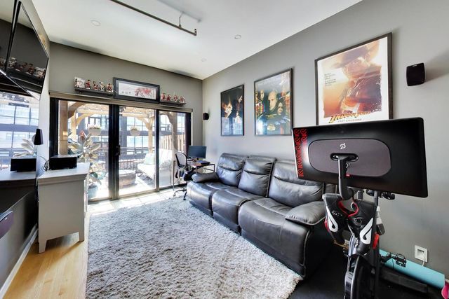 520 W Huron Street 614, Chicago, IL 60654