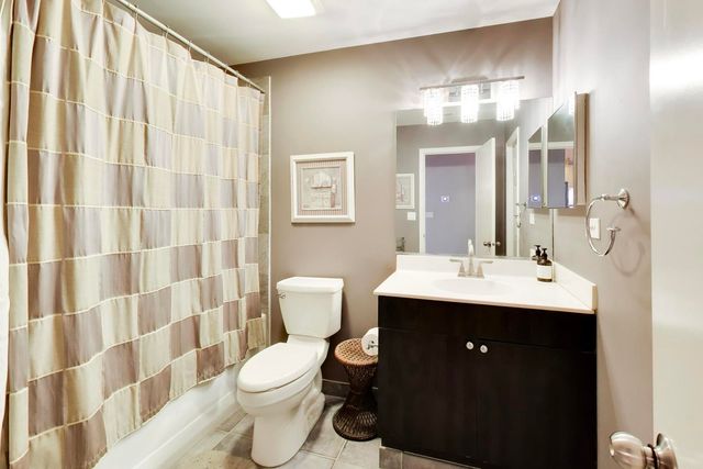 520 W Huron Street 614, Chicago, IL 60654