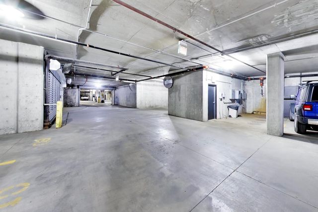 520 W Huron Street 614, Chicago, IL 60654