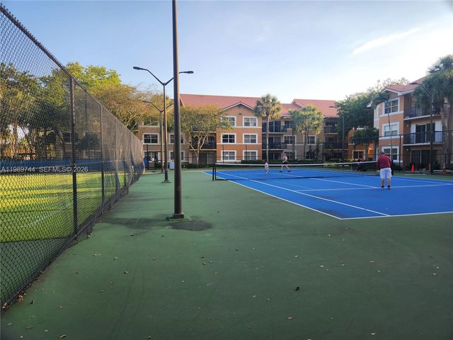 8761 Wiles Rd 206, Coral Springs, FL 33067