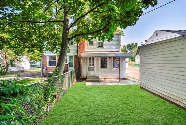 14225 Rainbow Avenue, Cleveland, OH 44111