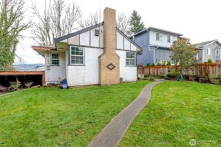 98 Hardie Avenue SW, Renton, WA 98057