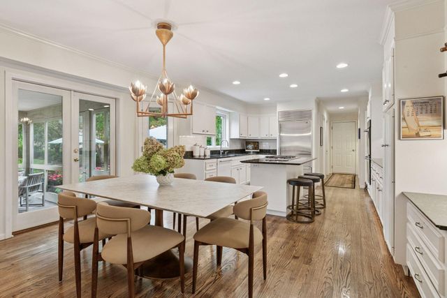 10500 Niblick Lane, Eden Prairie, MN 55347