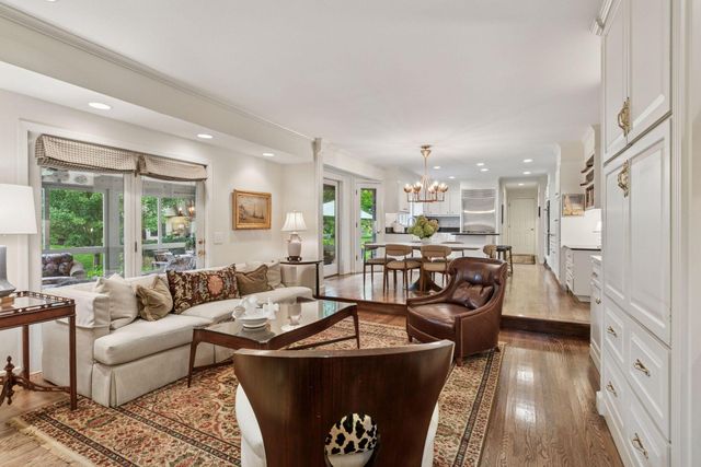 10500 Niblick Lane, Eden Prairie, MN 55347