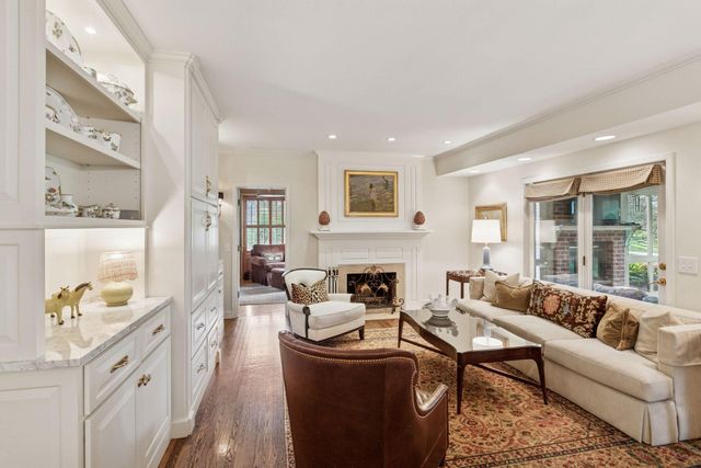 10500 Niblick Lane, Eden Prairie, MN 55347