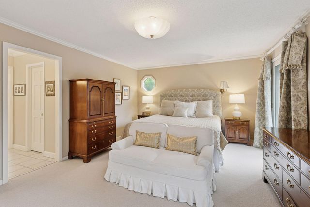 10500 Niblick Lane, Eden Prairie, MN 55347