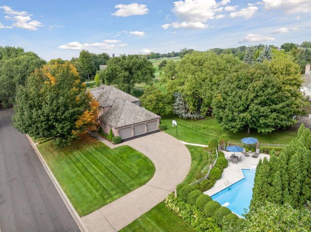 10500 Niblick Lane, Eden Prairie, MN 55347
