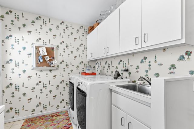 10500 Niblick Lane, Eden Prairie, MN 55347