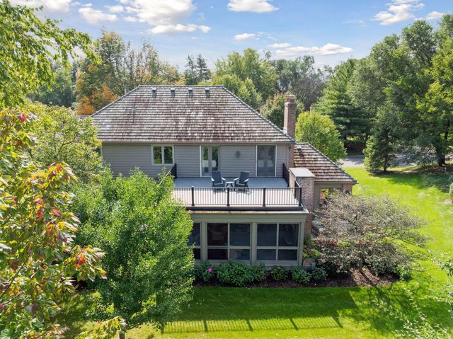 10500 Niblick Lane, Eden Prairie, MN 55347