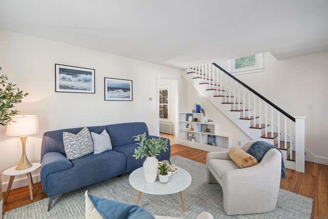 15 Mathews Street, Stamford, CT 06902
