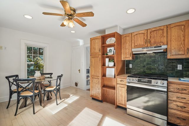 15 Mathews Street, Stamford, CT 06902