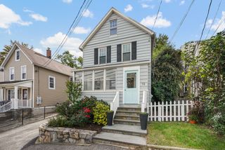 15 Mathews Street, Stamford, CT 06902