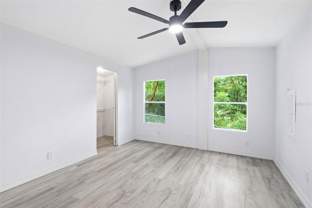 403 ACORN CIRCLE, Fruitland Park, FL 34731