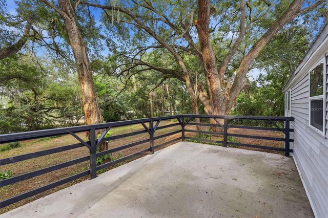 403 ACORN CIRCLE, Fruitland Park, FL 34731
