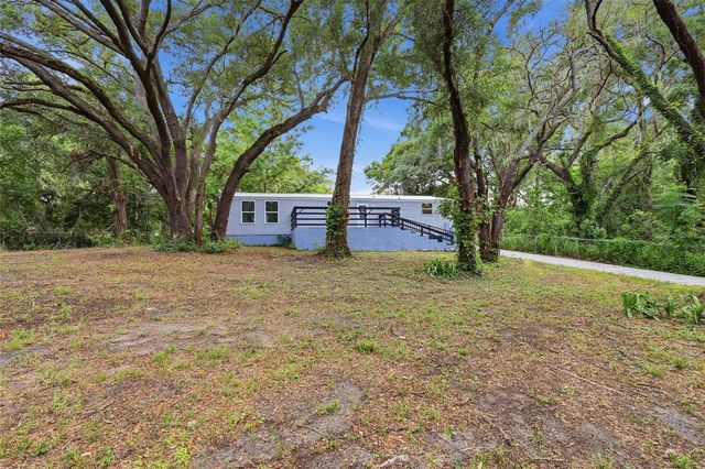 403 ACORN CIRCLE, Fruitland Park, FL 34731