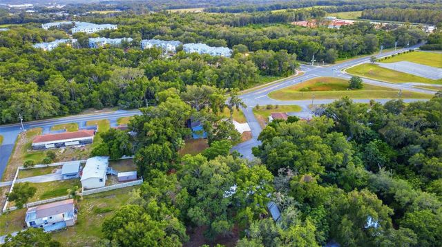 403 ACORN CIRCLE, Fruitland Park, FL 34731