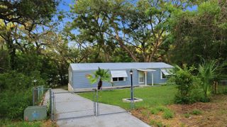 403 ACORN CIRCLE, Fruitland Park, FL 34731
