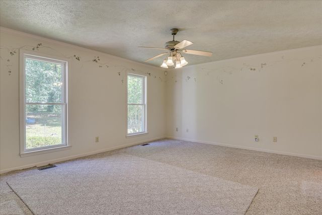 98 Bream Oak Road, Trenton, SC 29847