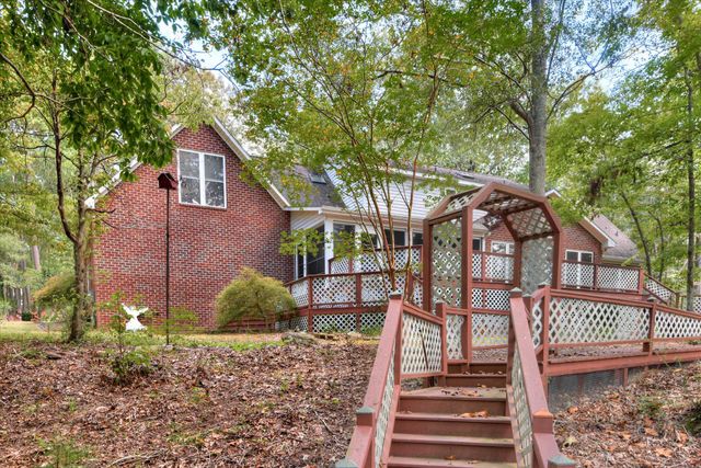 98 Bream Oak Road, Trenton, SC 29847