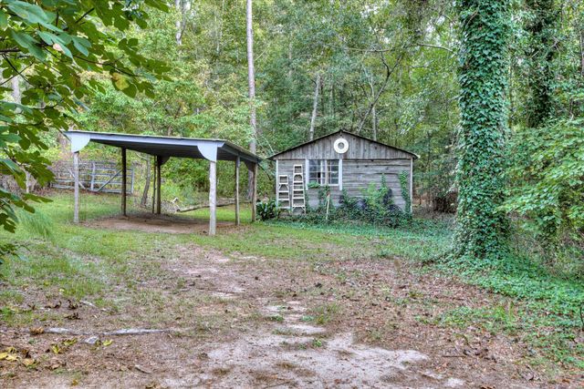 98 Bream Oak Road, Trenton, SC 29847