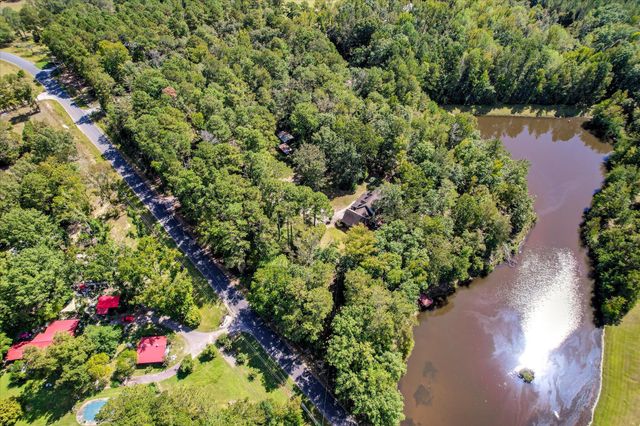 98 Bream Oak Road, Trenton, SC 29847