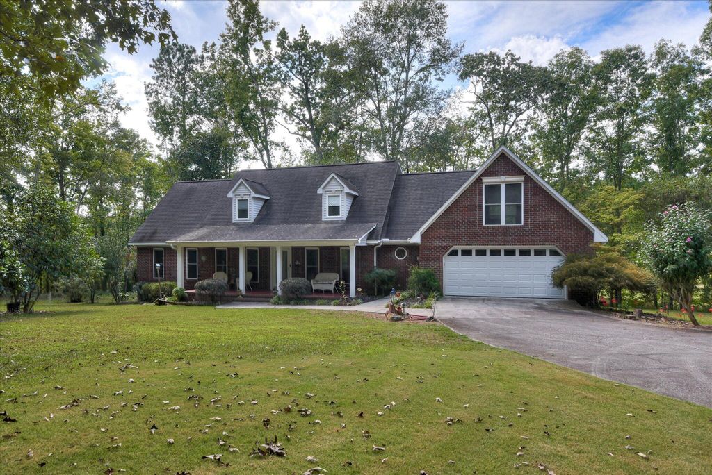 98 Bream Oak Road, Trenton, SC 29847