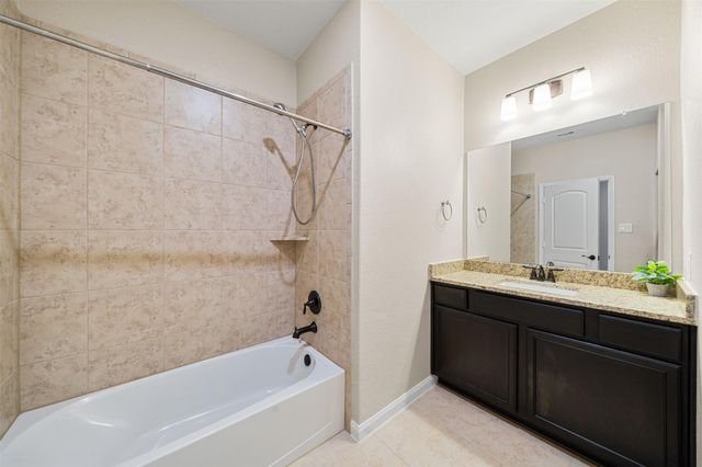 8985 Oval Glass Street, Conroe, TX 77304