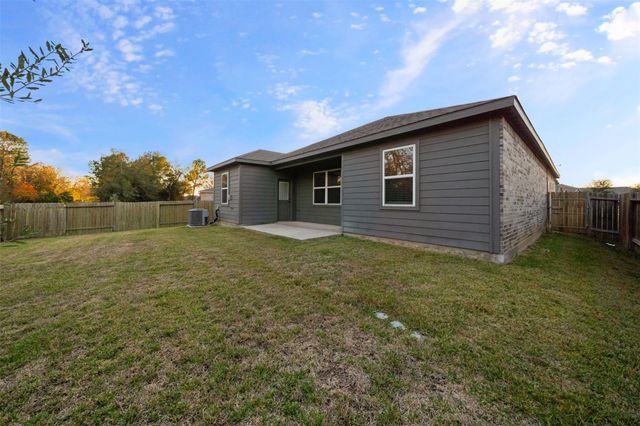 8985 Oval Glass Street, Conroe, TX 77304