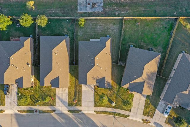 8985 Oval Glass Street, Conroe, TX 77304