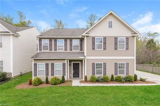 459 Shady Grove Court, Winston-salem, NC 27103