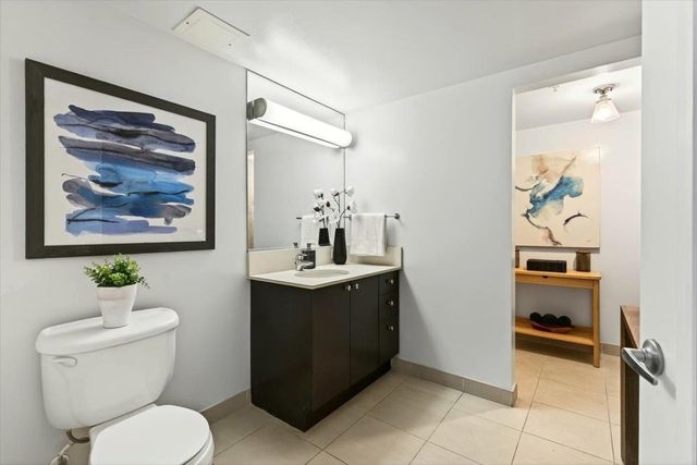 311 Oak St 520, Oakland, CA 94607