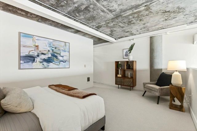 311 Oak St 520, Oakland, CA 94607