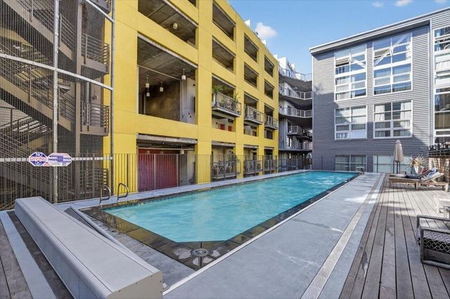 311 Oak St 520, Oakland, CA 94607