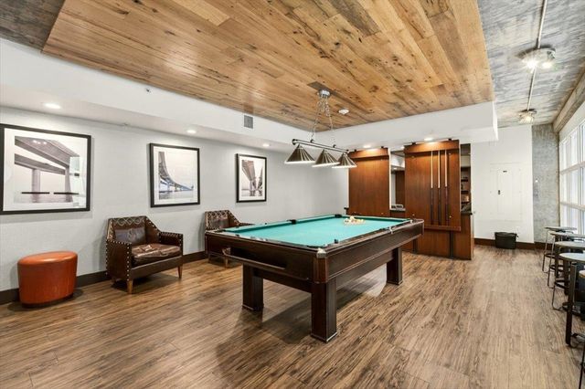 311 Oak St 520, Oakland, CA 94607