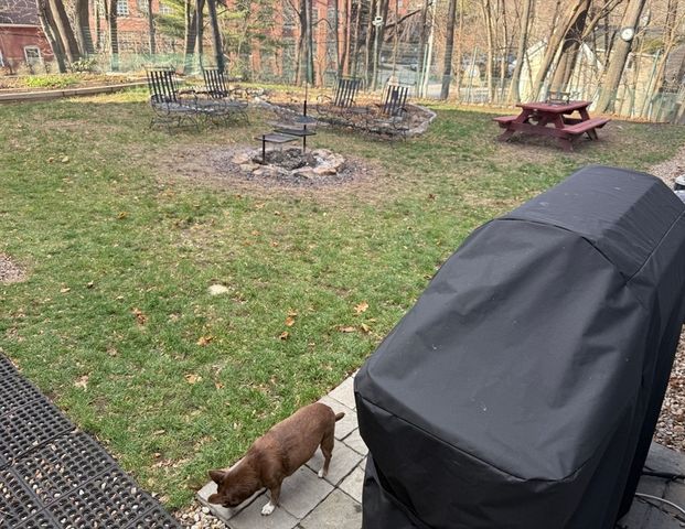 2 C St, Douglas, MA 01516