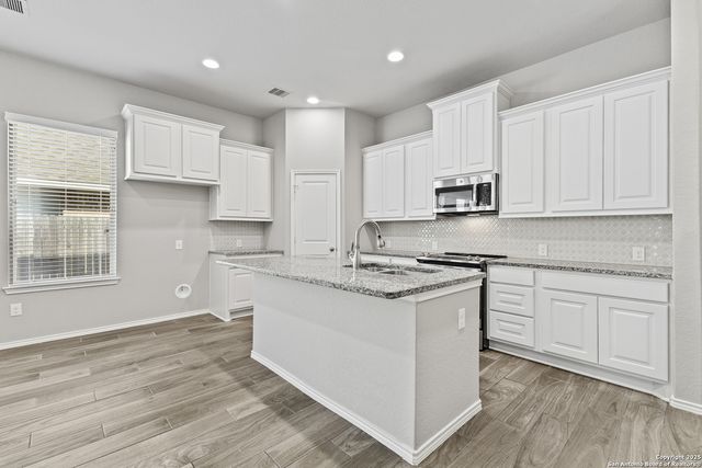 2964 Grove Terrace, Seguin, TX 78155