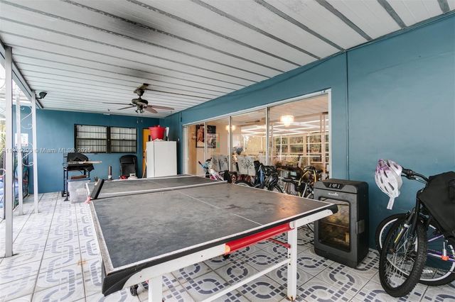 17860 NE 9th Pl, North Miami Beach, FL 33162