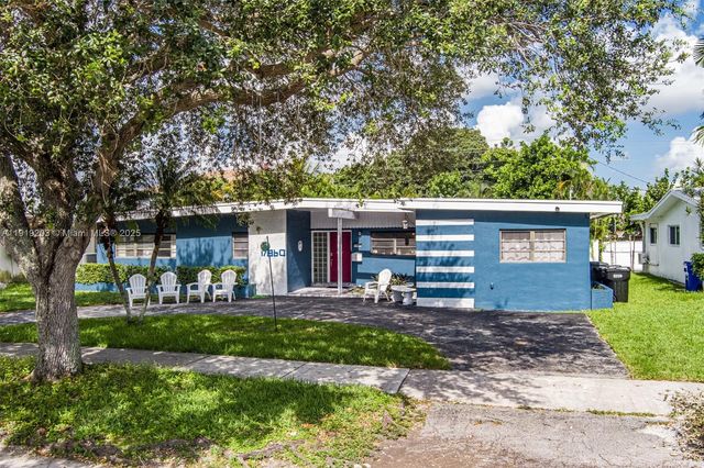 17860 NE 9th Pl, North Miami Beach, FL 33162