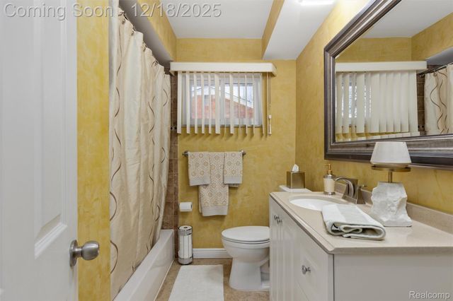 29517 Eastfield Street, Farmington Hills, MI 48334