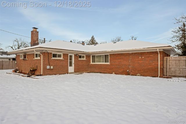 29517 Eastfield Street, Farmington Hills, MI 48334