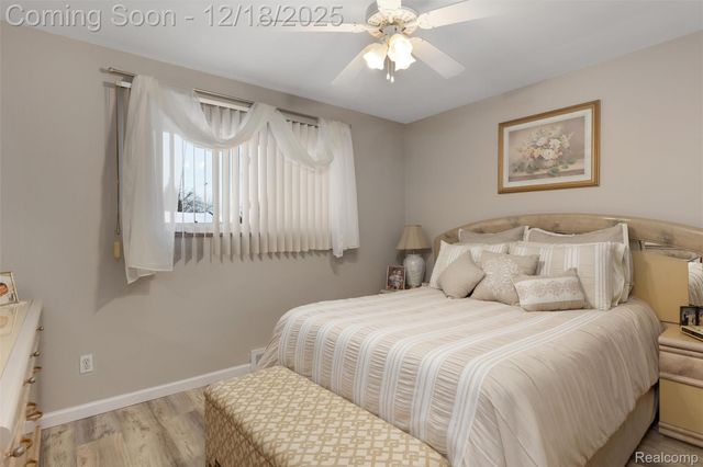 29517 Eastfield Street, Farmington Hills, MI 48334